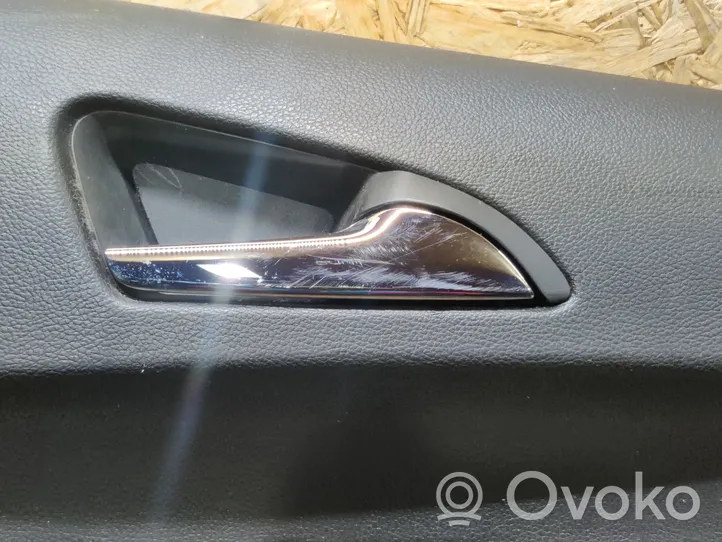 Opel Astra J Boczki / Poszycie drzwi tylnych 13258682
