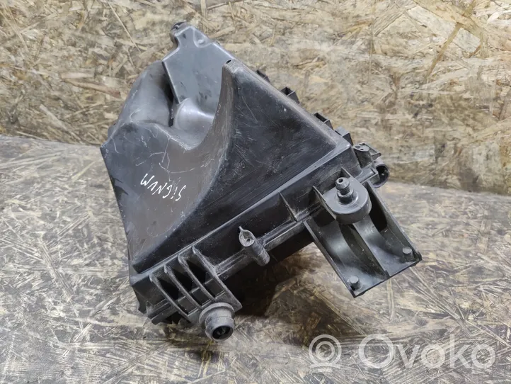 Opel Signum Obudowa filtra powietrza 3775650504