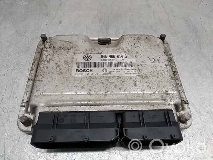 Volkswagen Lupo Calculateur moteur ECU 