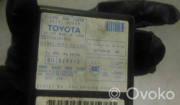 Toyota Yaris Module de commande marche/arrêt 