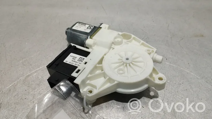 Fiat 500X Front door window regulator motor 