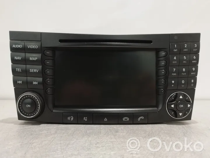 Mercedes-Benz CLC CL203 Radio/CD/DVD/GPS-pääyksikkö 