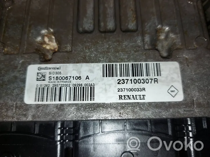 Renault Megane III Calculateur moteur ECU 237100307R