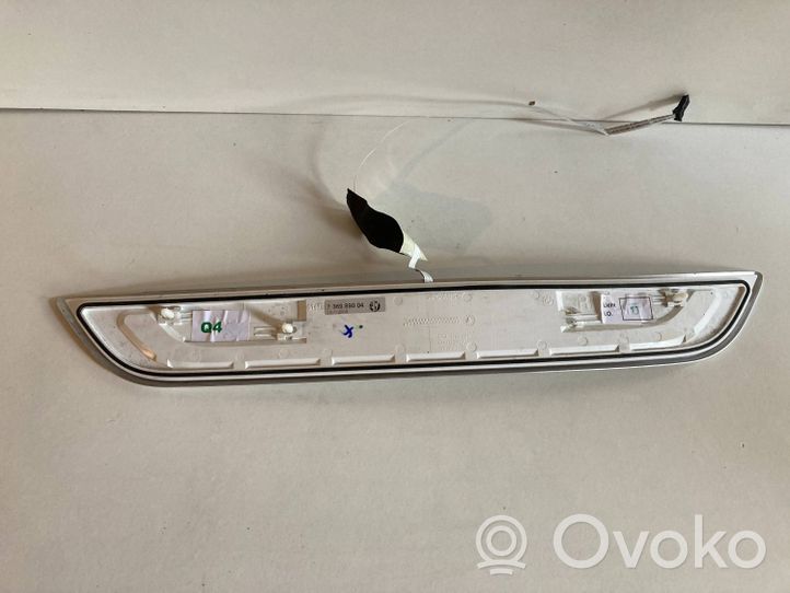 BMW 7 G11 G12 Galinio slenksčio apdaila (vidinė) 736989004