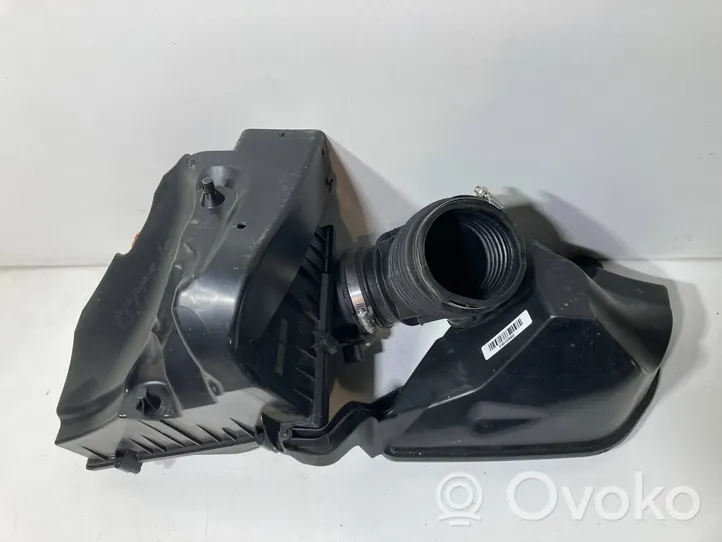 BMW 5 G30 G31 Scatola del filtro dell’aria AD862047304