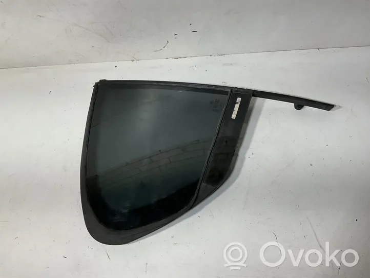 BMW 7 G11 G12 Vitre de fenêtre porte arrière 7355538