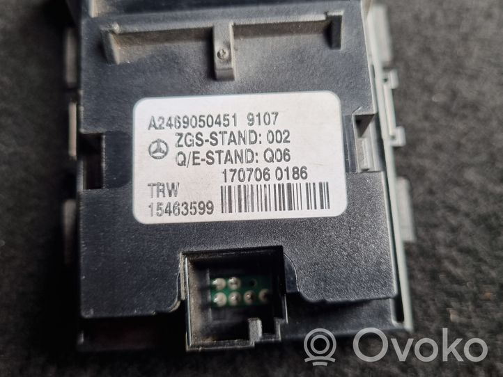 Mercedes-Benz CLA C117 X117 W117 Interruptor del freno de mano/estacionamiento A2469050451