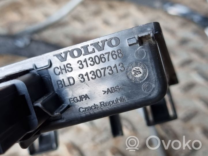 Volvo V40 Connettore plug in USB 8M5T19A164VA