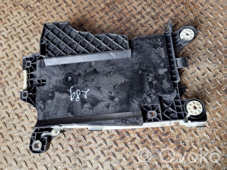 BMW 1 F40 Battery tray 9387574