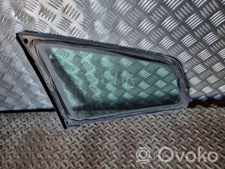 Audi A2 Rear side window/glass 