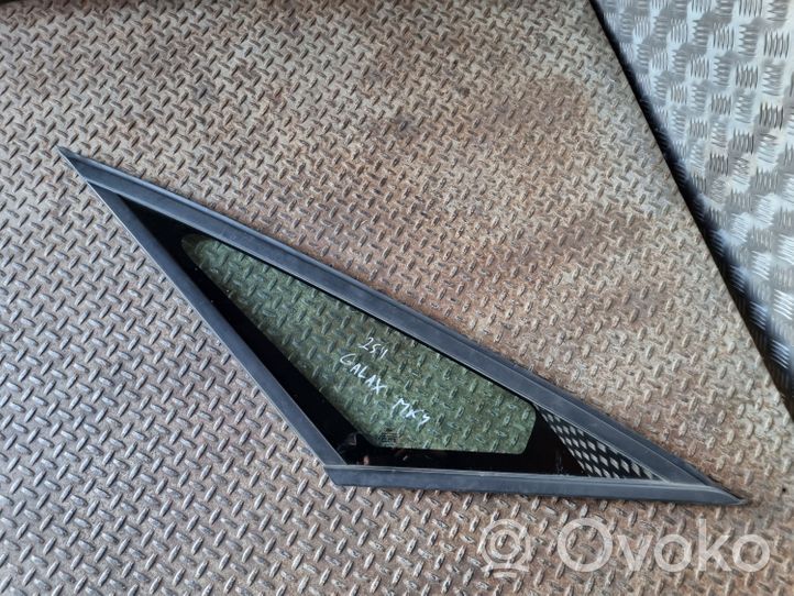 Ford Galaxy Fenêtre triangulaire avant / vitre EM2BU29710B