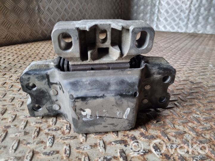 Volkswagen Touran I Gearbox mount 1K0199555N