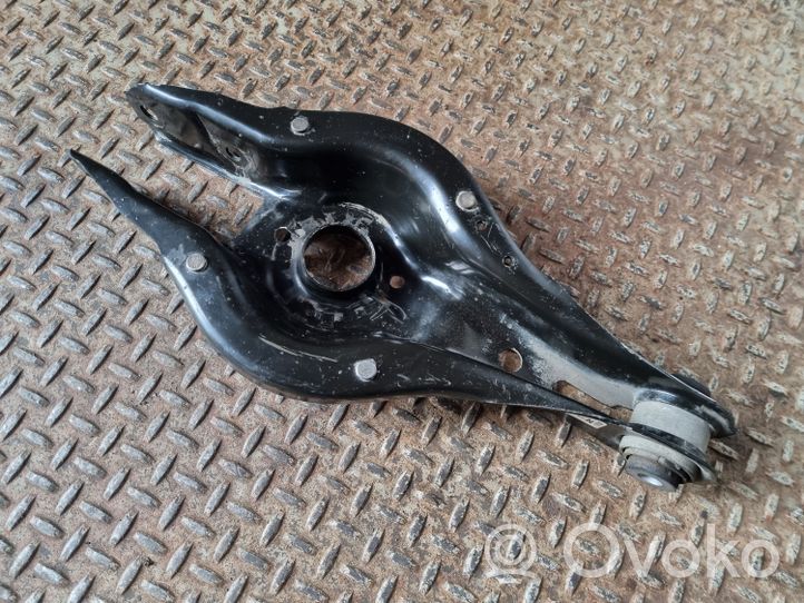 BMW 3 G20 G21 Triangle bras de suspension supérieur arrière 6884694