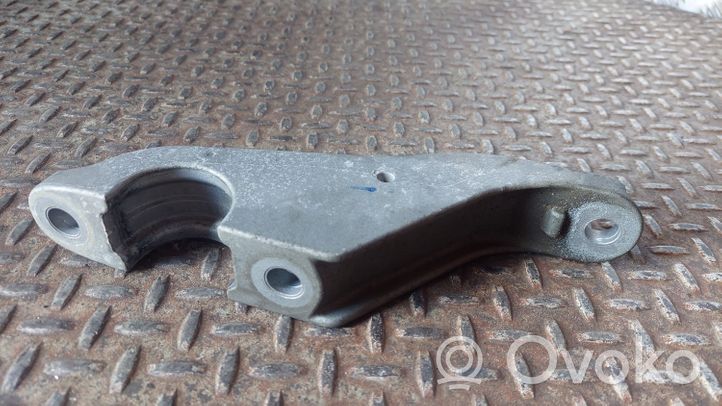 BMW 5 G30 G31 Supporto per boccola della barra antirollio, anteriore 6861473