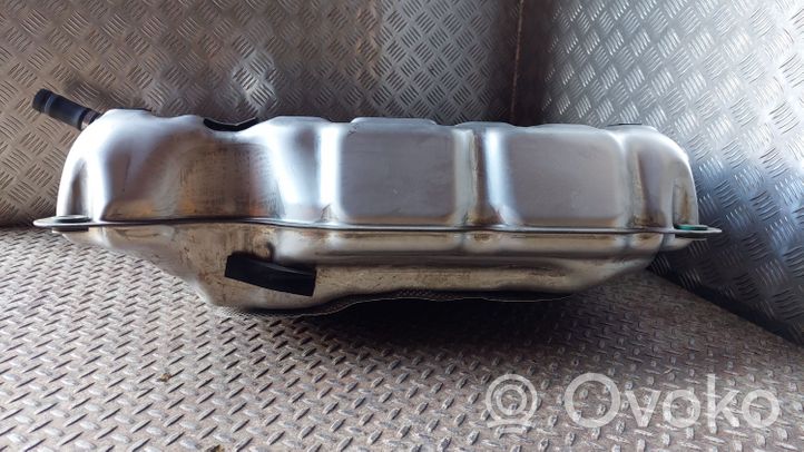 BMW 5 G30 G31 Serbatoio del carburante 7488707