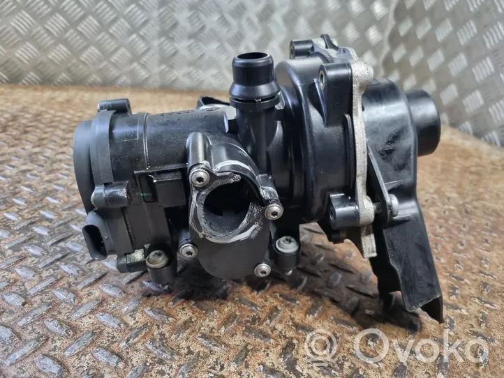 Volkswagen Tiguan Allspace Water pump 06L121111J