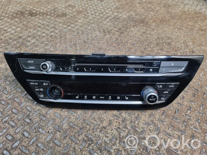 BMW 5 G30 G31 Centralina del climatizzatore 7947871