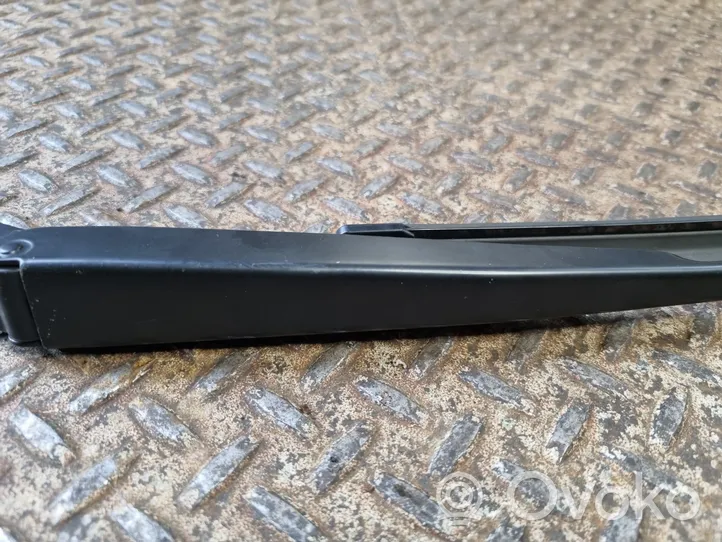 Dodge Challenger Windshield/front glass wiper blade 