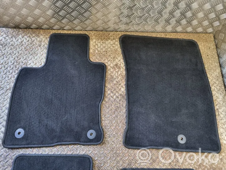 Ford Escape IV Kit tapis de sol auto LJ6BS13016AAW