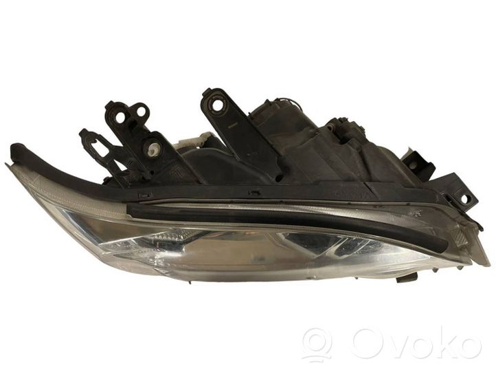 Toyota RAV 4 (XA30) Headlight/headlamp 8113042501