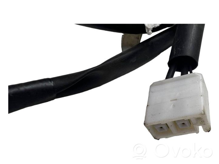 Toyota Avensis T270 Antenos stiprintuvas 8630005200