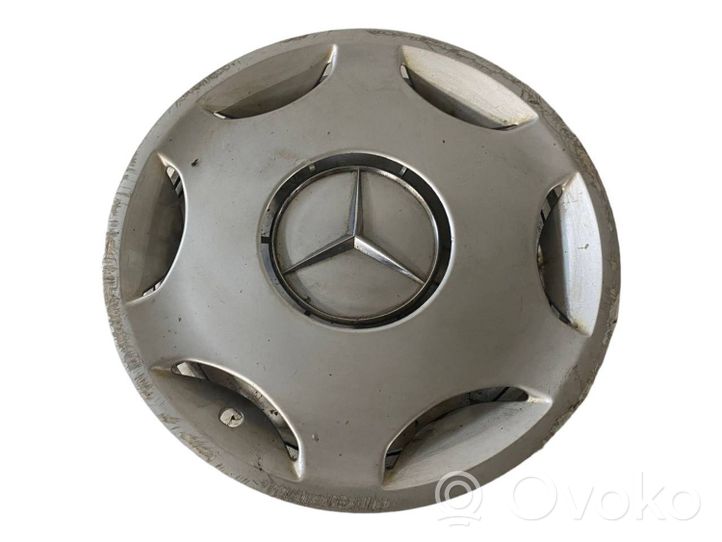 Mercedes-Benz C W202 Mozzo/copricerchi/borchia della ruota R15 2024010024