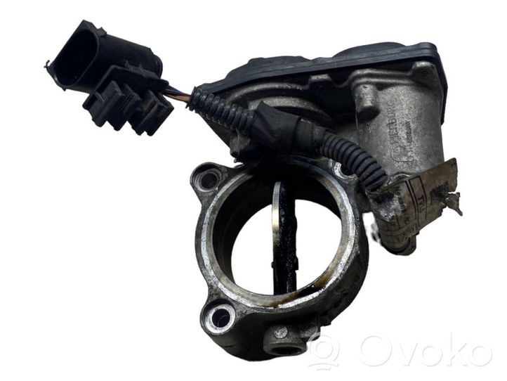 Toyota Avensis T270 Throttle valve 3465672