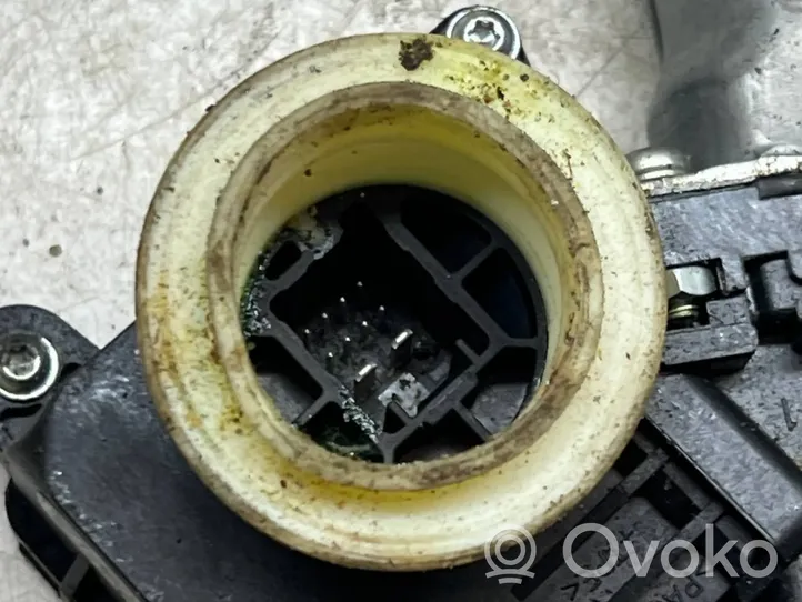 Toyota Auris E180 Moteur de lève-vitre de porte avant 8570102010