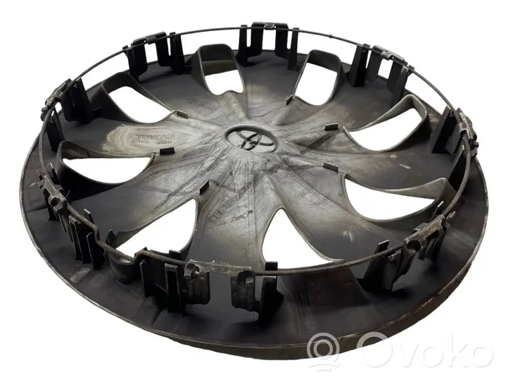 Toyota Yaris R14 wheel hub/cap/trim 426020D190