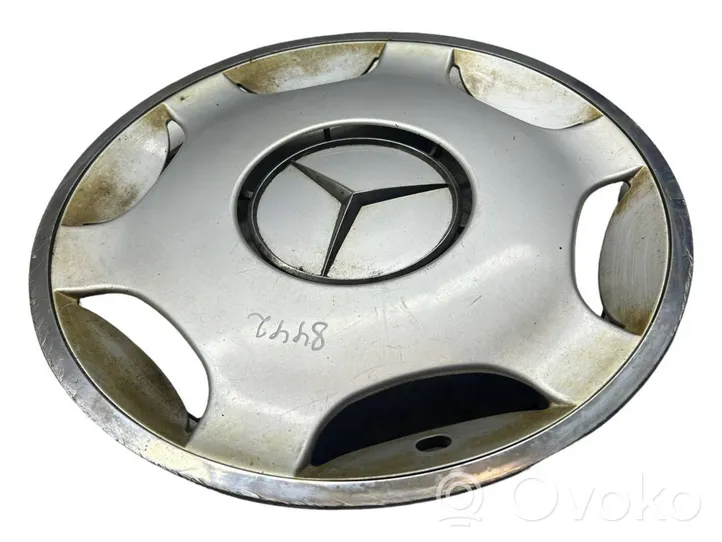 Mercedes-Benz E W124 Mozzo/copricerchi/borchia della ruota R15 1244011424