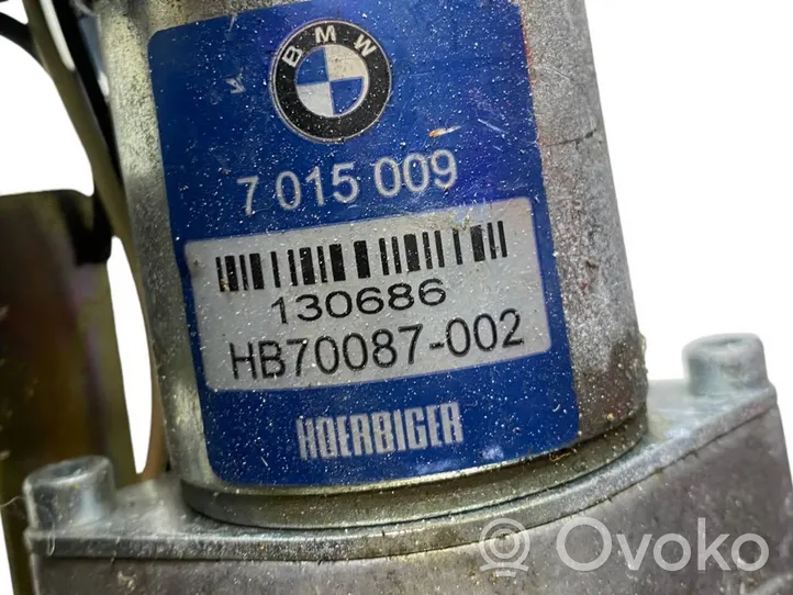 BMW 7 E65 E66 Гидравлический насос задней крышки 7015009