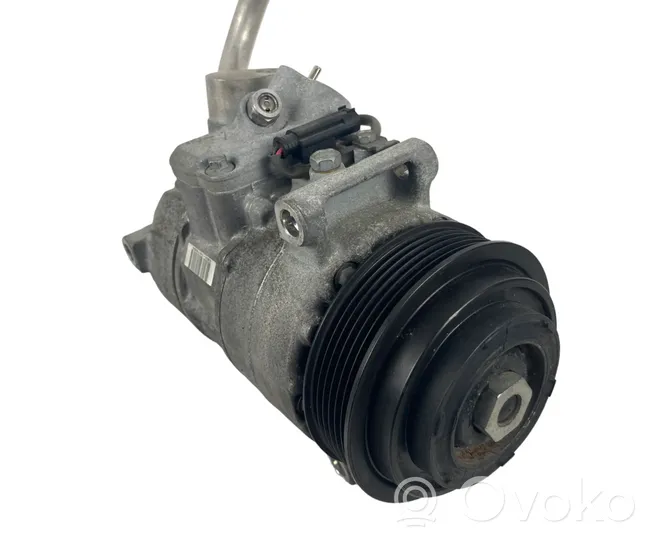 Mercedes-Benz SLK R172 Ilmastointilaitteen kompressorin pumppu (A/C) A0032304811