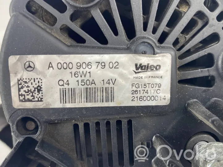 Mercedes-Benz C W204 Alternator A0009067902