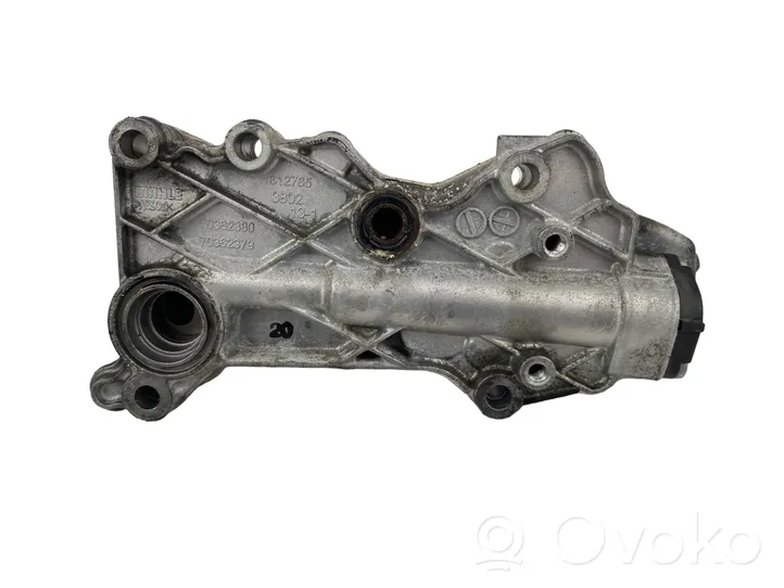 Mercedes-Benz Sprinter W906 Radiador del aceite del motor A6511801165