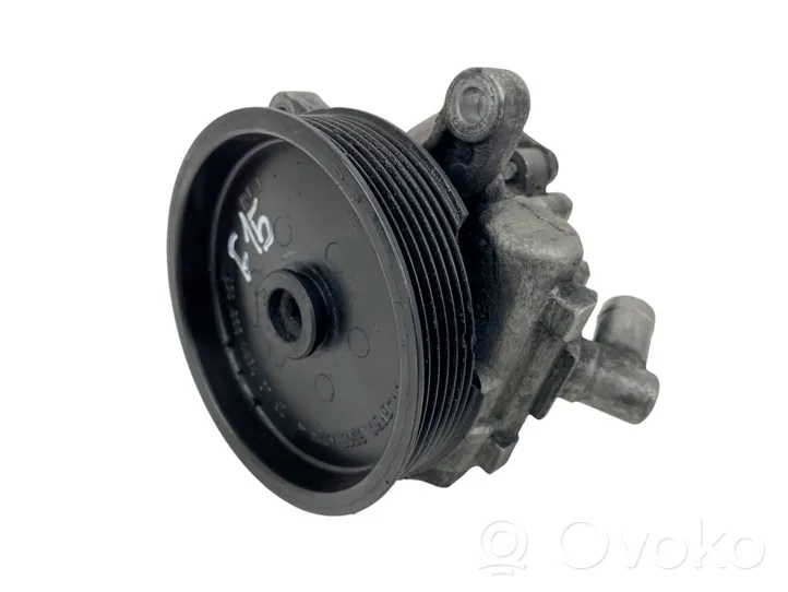 Mercedes-Benz CLS C219 Ohjaustehostimen pumppu A0054660201