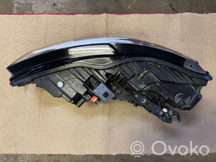 Audi A6 S6 C7 4G Lampa przednia 4G0941036