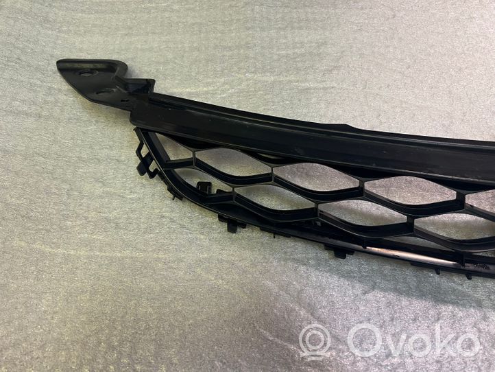 Mazda CX-7 Grille de calandre avant EH4450710