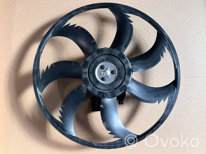 Toyota RAV 4 (XA50) Elektrinis radiatorių ventiliatorius 1636331510