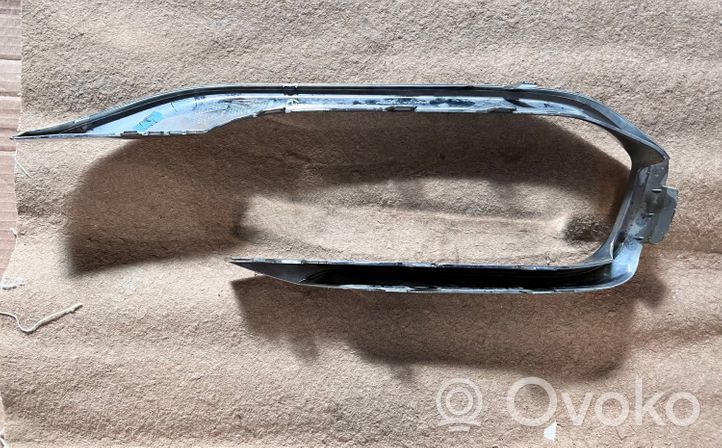 BMW 4 F32 F33 Grille antibrouillard avant 51117432623