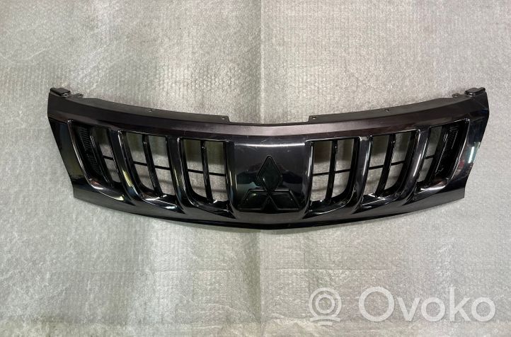 Mitsubishi L200 Grille de calandre avant 7450B114