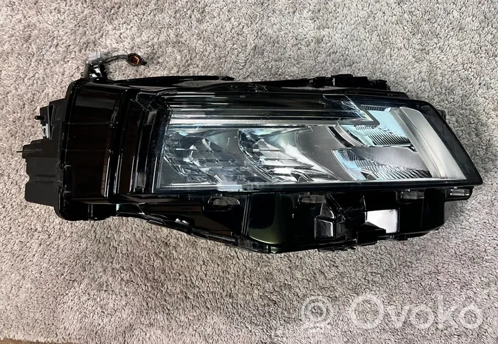 Nissan X-Trail T33 Lampa przednia 10023789