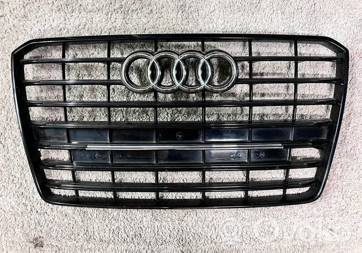 Audi A8 S8 D4 4H Etupuskurin ylempi jäähdytinsäleikkö 4H0853651AA