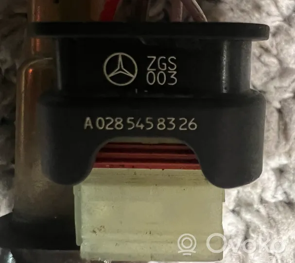 Mercedes-Benz C AMG W205 Sonde lambda A0009050608