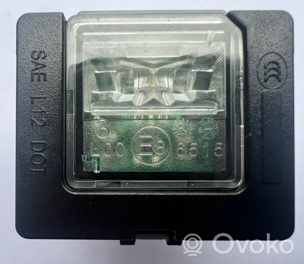 Mercedes-Benz CLS C257 Lampa oświetlenia tylnej tablicy rejestracyjnej A0999068400