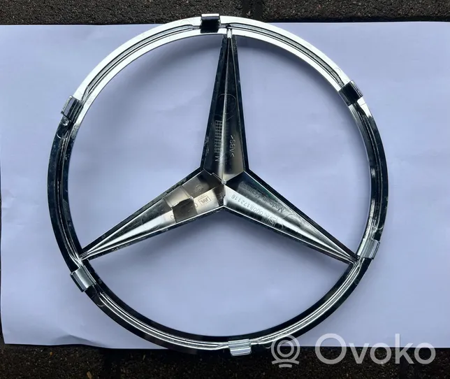 Mercedes-Benz Sprinter W907 W910 Manufacturer badge logo/emblem A0008172116