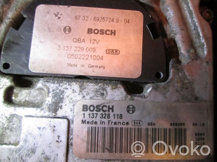 BMW 7 E65 E66 Faisceau de câbles pour ventilateur de refroidissement 137328118