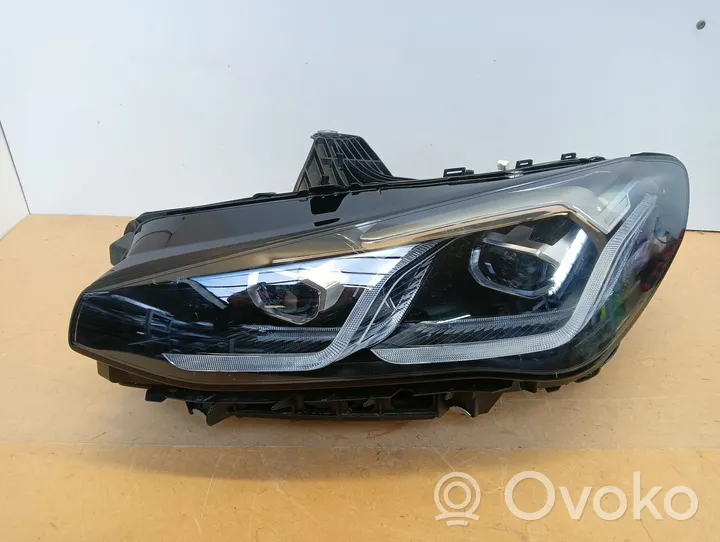 BMW 2 Active Tourer U06 Faro/fanale 