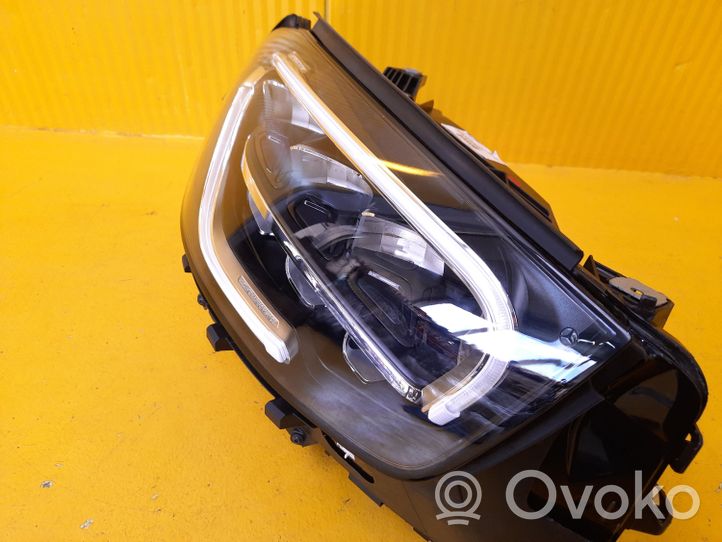 Mercedes-Benz GLC X253 C253 Lampa przednia A2539068602