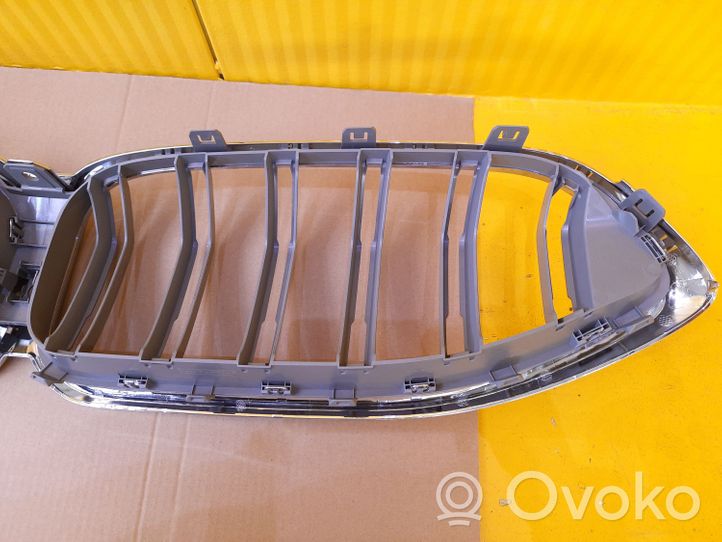 BMW 8 G14 Front grill 1929761