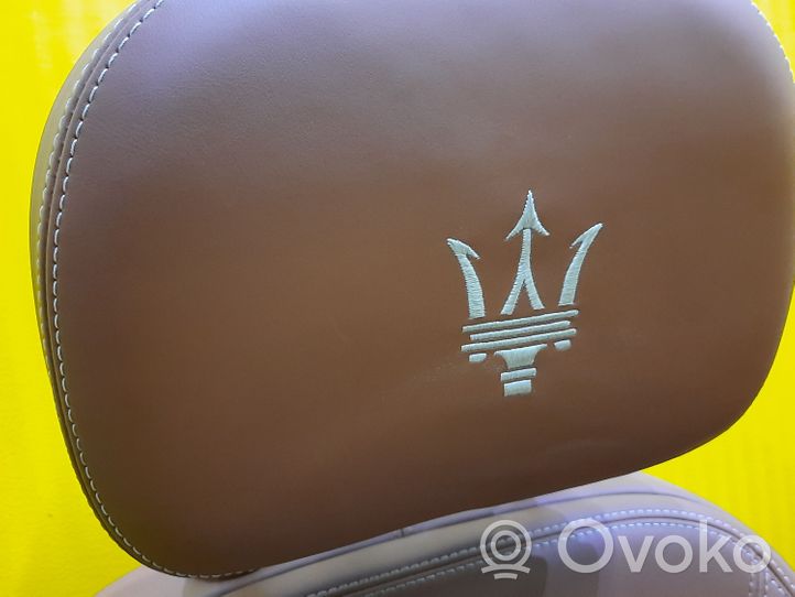 Maserati Levante Fotele / Kanapa / Komplet 